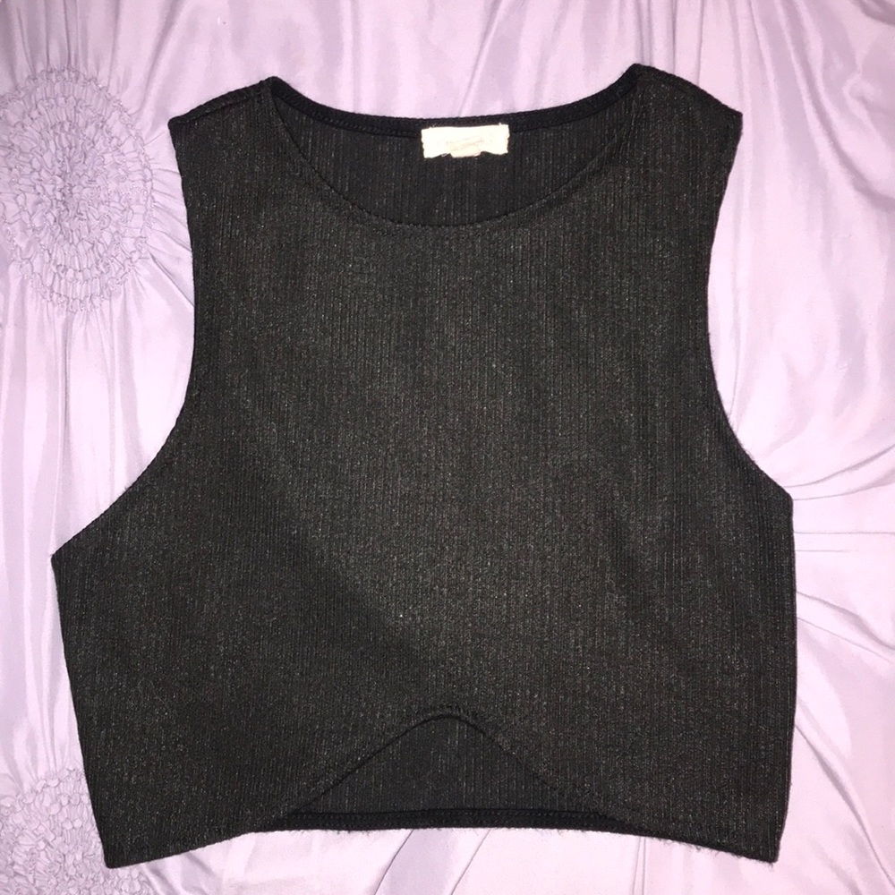 black crop top
